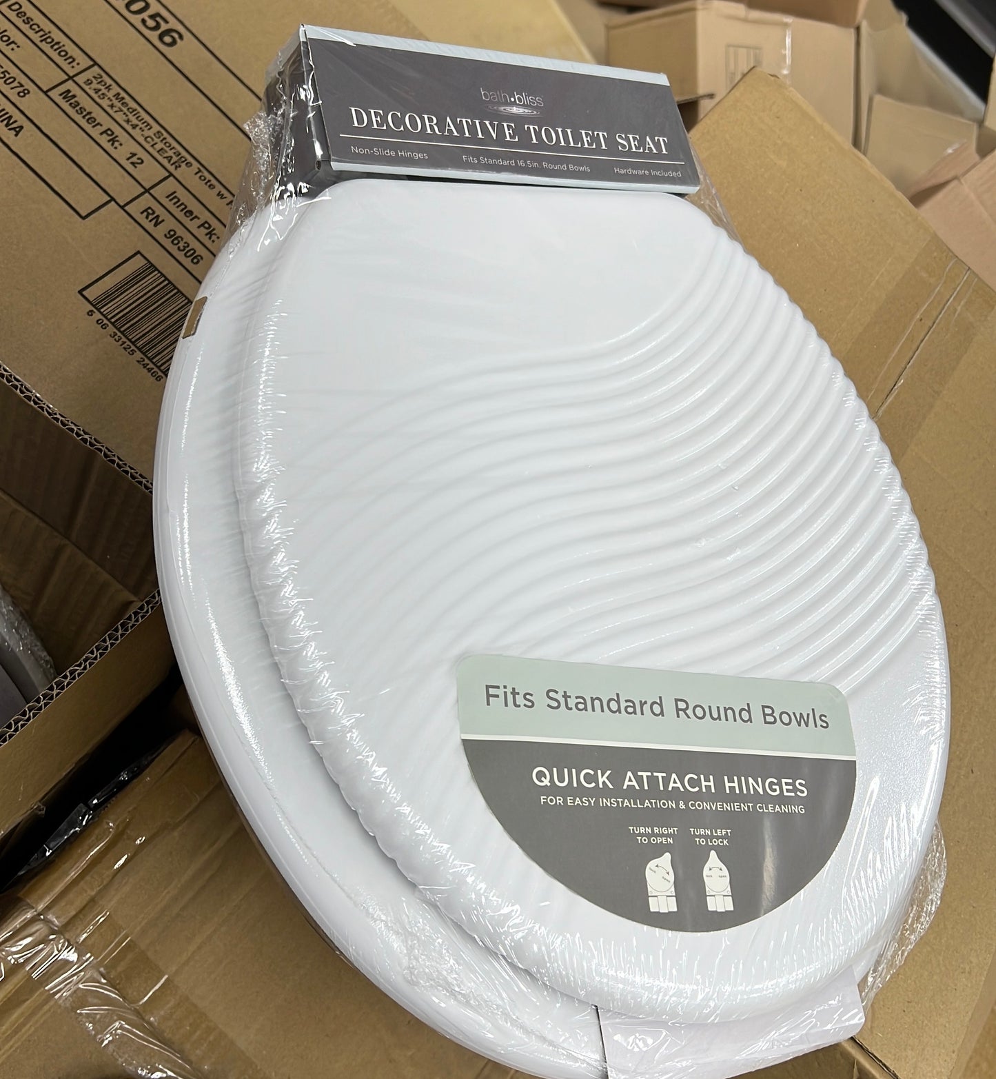 WAVES-WOOD TOILET SEAT WHITE W.REMOVABLE HINGE