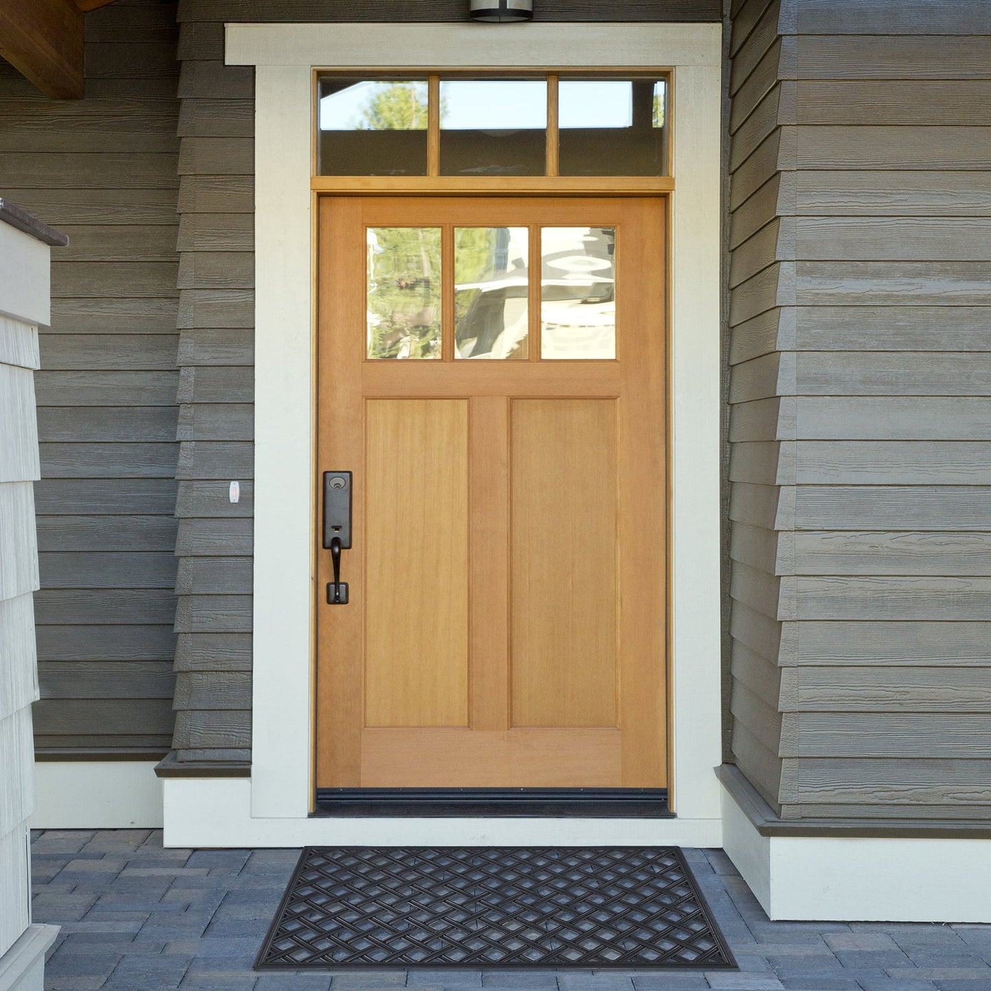 Wrought Iron Rubber Mat 18x30 - Lattice