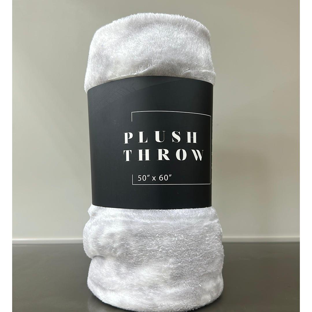 Elegant Comfort Velvet Touch Ultra Plush White Fleece Throw/Blanket - 50 x 60 Inches