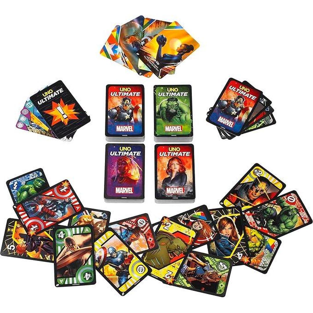 Mattel Games UNO Ultimate Marvel Card Game with 4 Collectible Foil Cards
