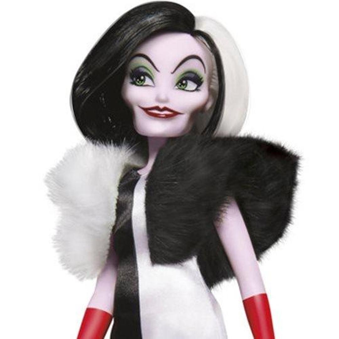Disney Villains Cruella De Vil Fashion Doll