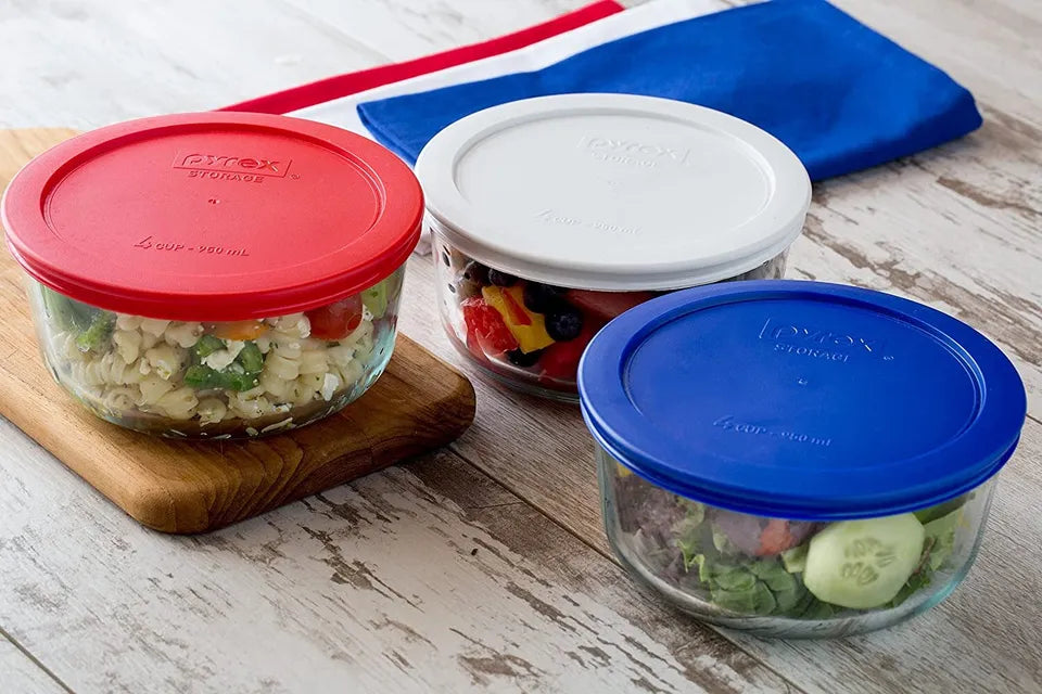 Pyrex Round Glass Food Storage Dish | Clear | Blue Plastic Lid - 4 Cups