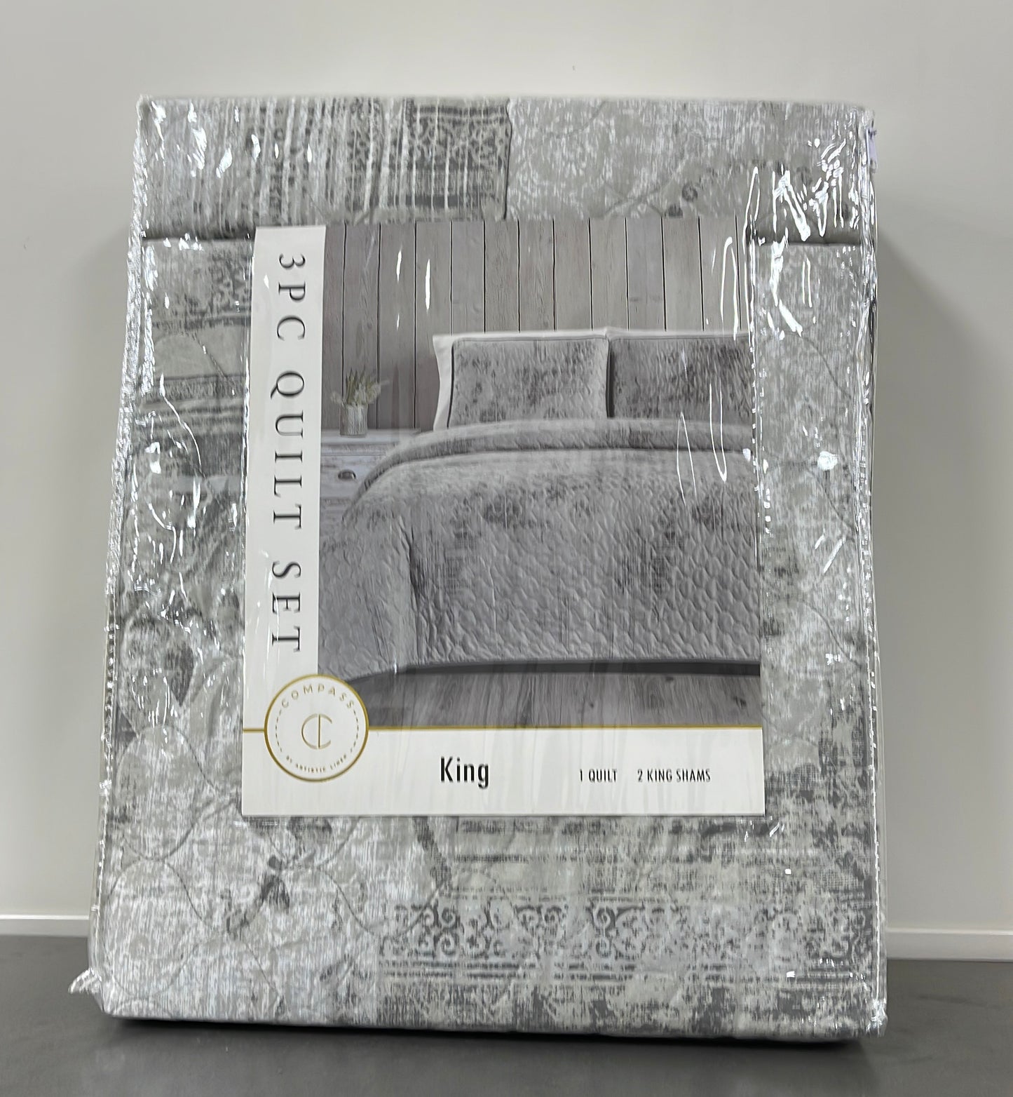 Compass 3pc Quilt Set — King size