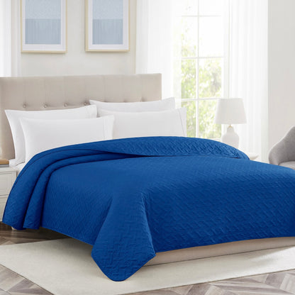 Asher 1pc Solid Pinsonic Rolled Quilt Assorted Queen