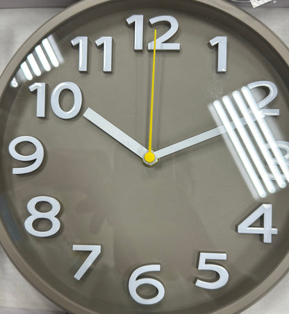 Modern wall clock