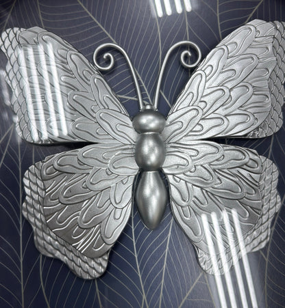 Dimensional wall accent